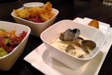 <p>The appetizers</p>