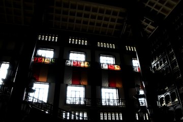 <p>The interior of the Buddha Hall looks like a silent cathedral</p>