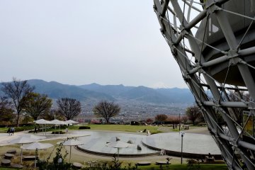 <p>Decorative ponds on the lawn below the domes</p>