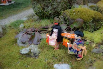 <p>Diorama pemandangan kebun</p>