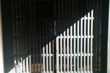 Entrance to the Hazama brewing facility