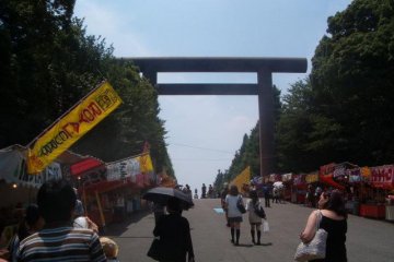 The food stands are plentiful