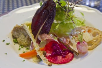 Salah satu salad terenak yang pernah saya makan