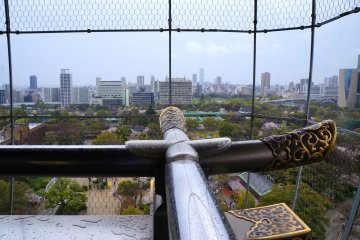 <p>전망대에서 보이던 풍경. 재건축할 때 지붕의 디테일도 많이 손본 것 같아요.</p>