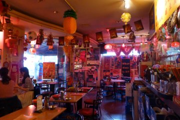 <p>It seems like only the ceiling is bare!</p>