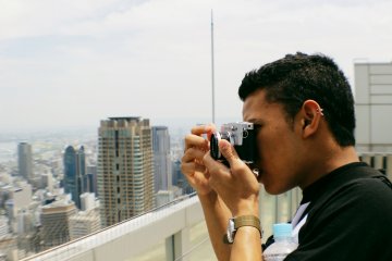 <p>The deck is absolutely fantastic for photos.</p>