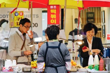 <p>One of the many snack stands selling spicy delicacies</p>