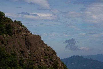 I wonder how it feels like climbing up there?