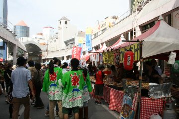 Festival makanannya jangan dilewatkan!