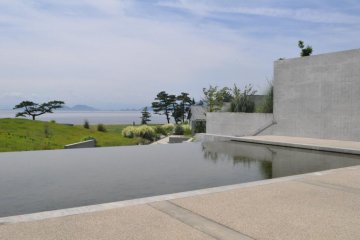 Outside deck of the Park House lounge.