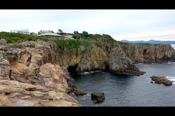 Secret Cove of Pirates of Kumano