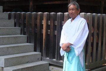 <p>A shinto priest within the grounds of Konpira-san</p>