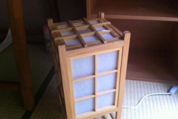 room lantern by day