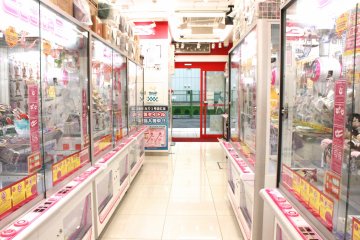 <p>Muchos UFO Catcher para elegir</p>