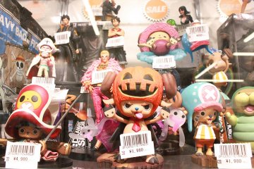 <p>Art&iacute;culos populares de One Piece</p>