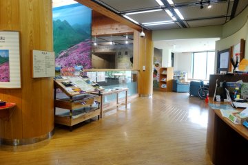 <p>The visitors center is well stocked with information, in multiple languages</p>