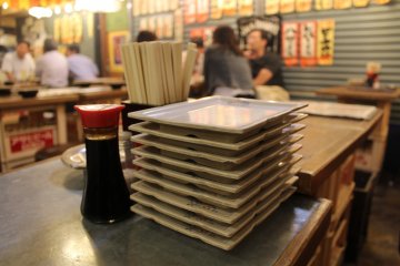 <p>A symbol of a dining experience</p>