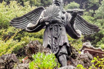 <p>This Tengu`s nose is longer than most of the other statues, illustrating its seniority</p>