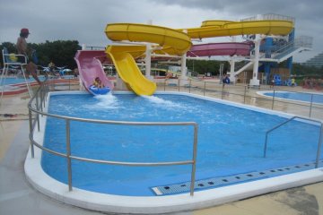 This yellow slide was great. My niece and I enjoyed the float-ride.
