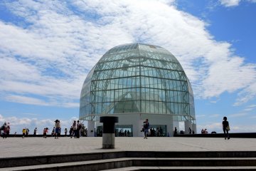 Tokyo Sea Life Park yang terletak di taman