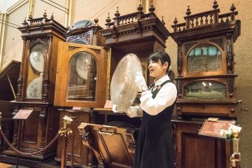 <p>During the engaging demonstrations at the Hamanako Orgel Museum, the curators will explain and show you how the orgels work. It's amazing that these timeless machines still work today!</p>