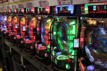 <p>El colorido mundo del Pachinko</p>