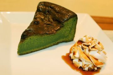 Gateau coklat matcha