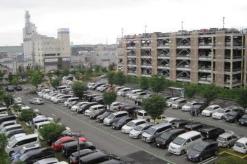 <p>There's ample parking space available but it can still get crowded...</p>