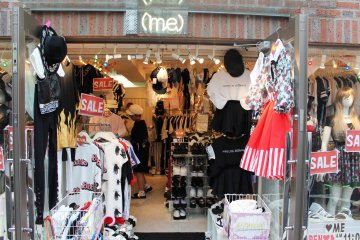 <p>A shop on Harajuku Street</p>