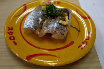 <p>Ikan makarel dengan jahen dan daun bawang</p>