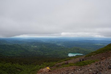 First sight of the lake on our way down from Meakan-dake