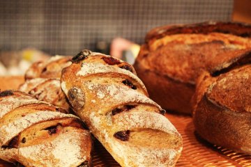<p>The bread in particular looks (and is!) delicious</p>