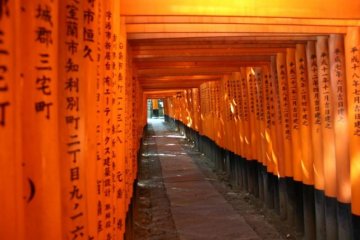 <p>Kuil Fushimi Inari di Kyoto adalah tujuan wisatawan paling populer pada tahun 2014</p>
