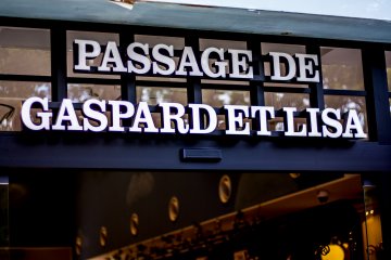 <p>"Passage de Gaspard et Lisa" sounds just like the charming Covered Passage of Paris</p>