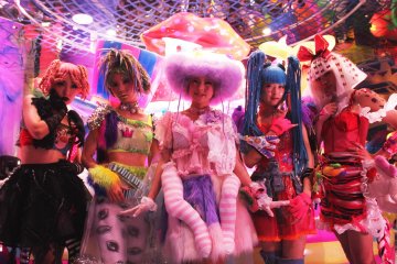 Kafe Kawaii Monster  [Tutup]