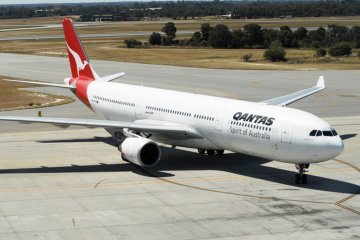 Fly Qantas To Tokyo