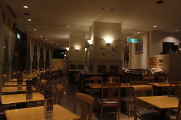 <p>Another photograph of the dining room.</p>