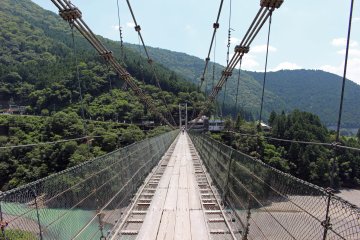 <p>On the Tanize no Tsuribashi. Got your adventure on?</p>