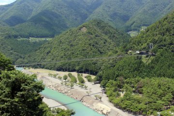 <p>The Tanize no Tsuribashi from the north</p>