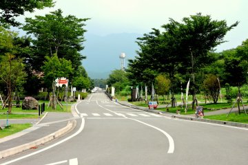 <p>You can drive around the spacious landscaped park &nbsp;</p>