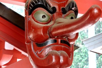 <p>Long nosed tengu under the eaves</p>