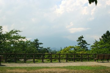 A spot where you can see Mount Iwaki