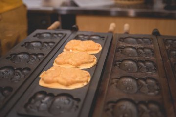 <p>Taiyaki's being cooked</p>