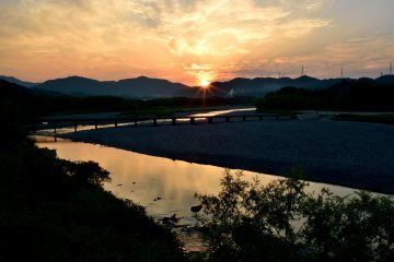 <p>Sunset landscape of the creek</p>