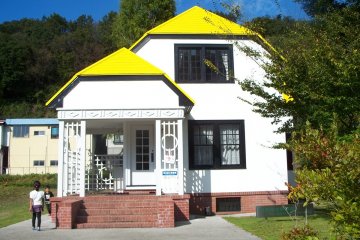 <p>Old Datu Kodato's house in Michi no Eki is an early American-style house. Free to go inside</p>