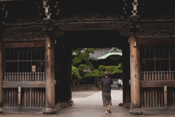 <p>Entrance to the Shibamata Taishakuten Temple</p>