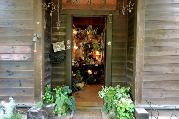 <p>Entrance to one of the stores</p>