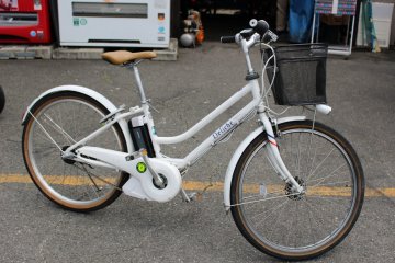 <p>Electrically assisted bike ￥1,500/day</p>
