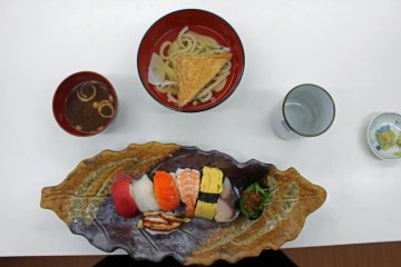 <p>Lunchtime!</p>