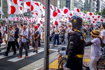 <p>Where ever there were crowds, there were police!</p>